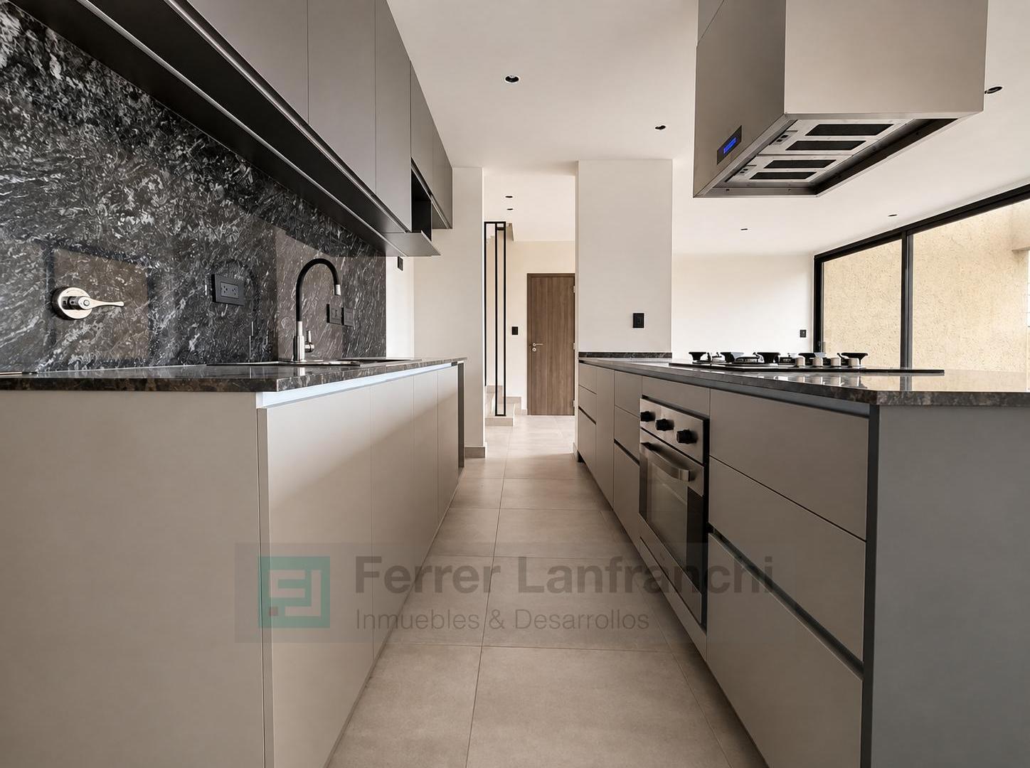 Foto de DUPLEX EN VENTA NUEVO MALAGUEÑO, imagen 1