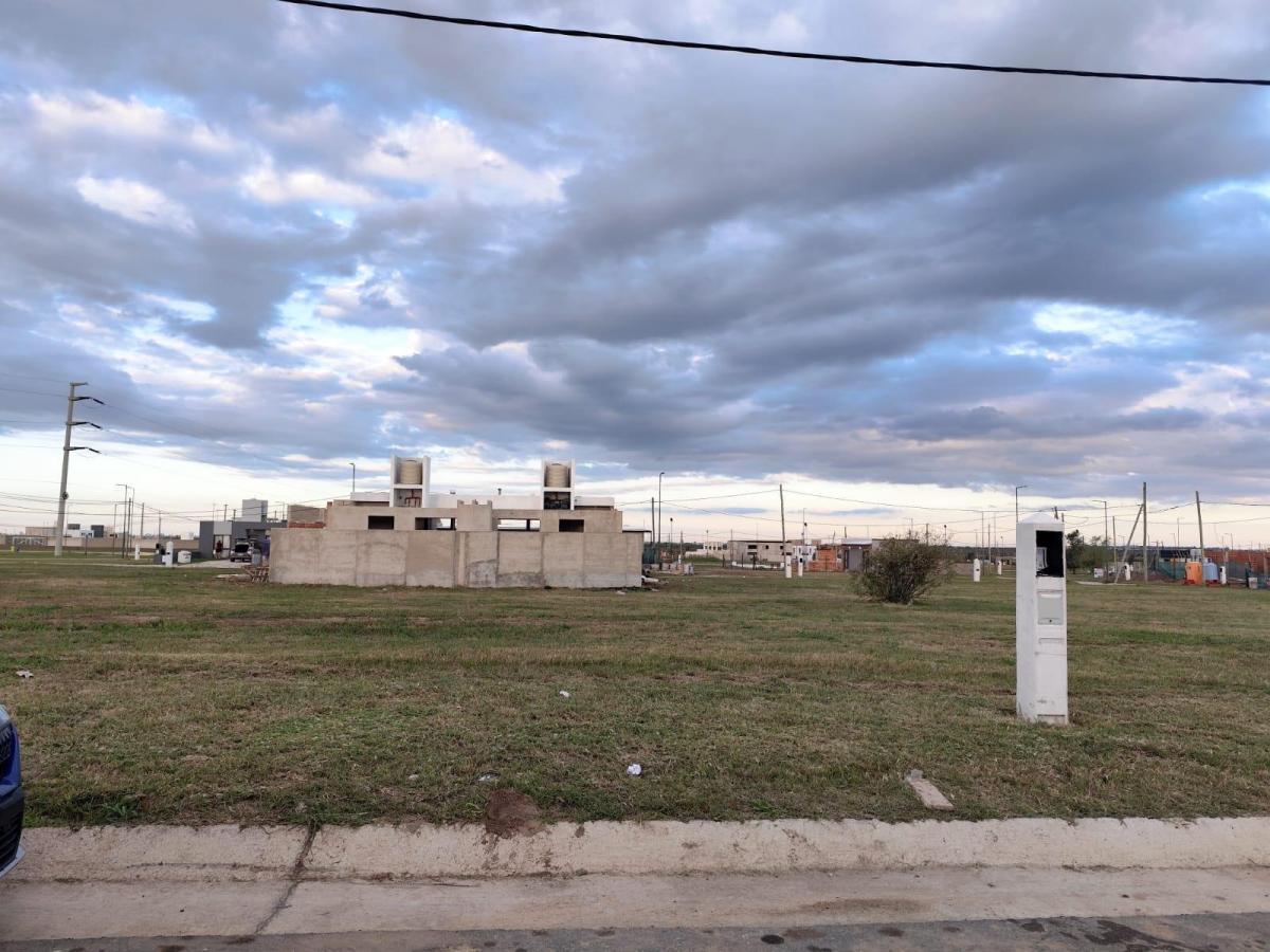 Foto de VENTA DE LOTE DE 360 M2 APTO DUPLEX EN DOCTA PARQUE, imagen 2