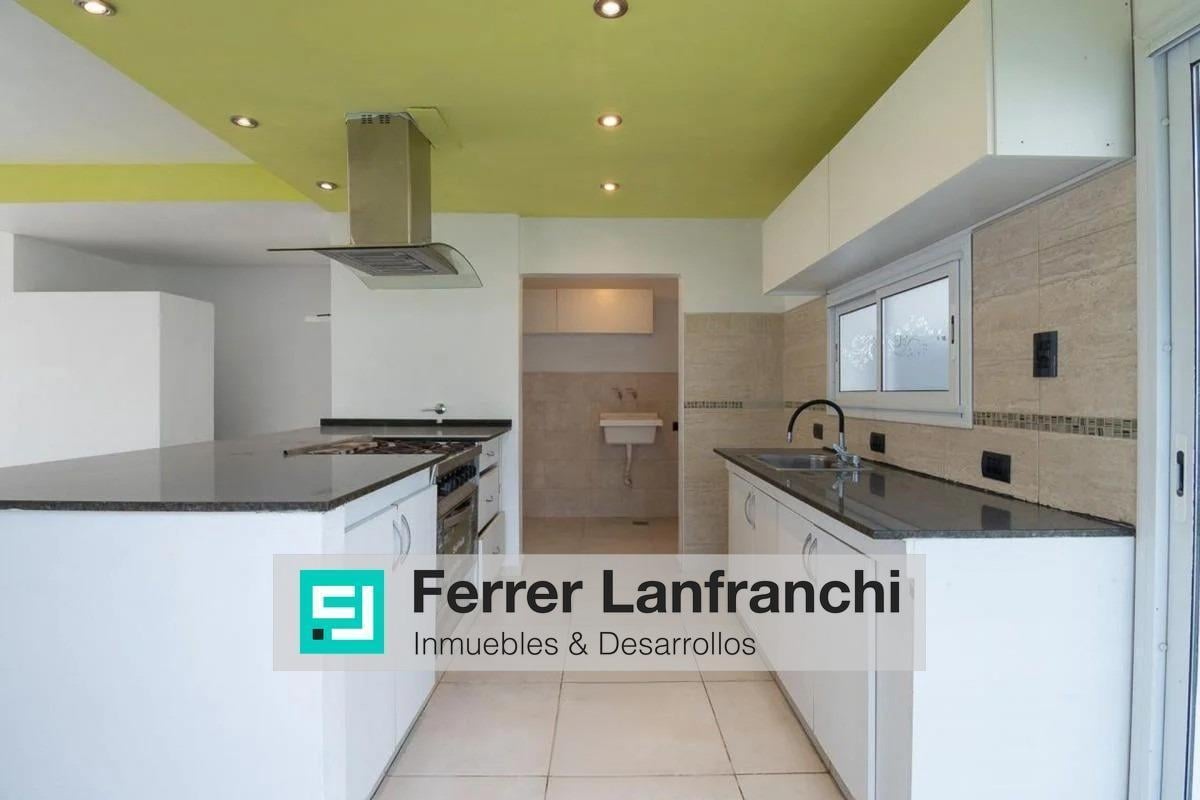 Foto de Casa en venta en Villa Catalina, imagen 1