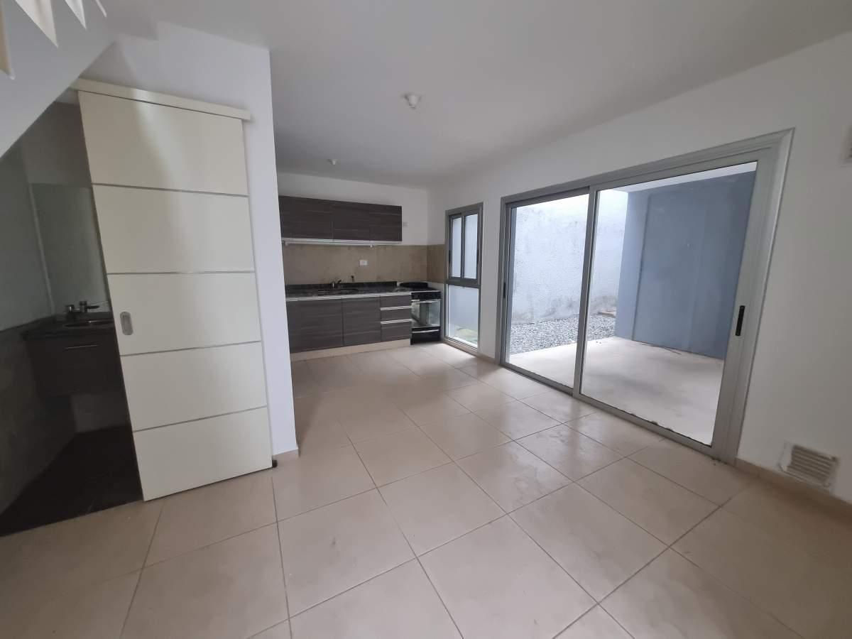 Oportunidad - Venta Dúplex 2 Dorm 79 Cub Housing Los Algarrobos 2 La Calera. 3