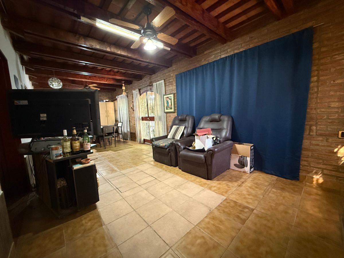 Foto de OPORTUNIDAD VENTA CASA 2 DORM + ESCRITORIO - 516 M2 TERR / 277 M2 CUB, imagen 4