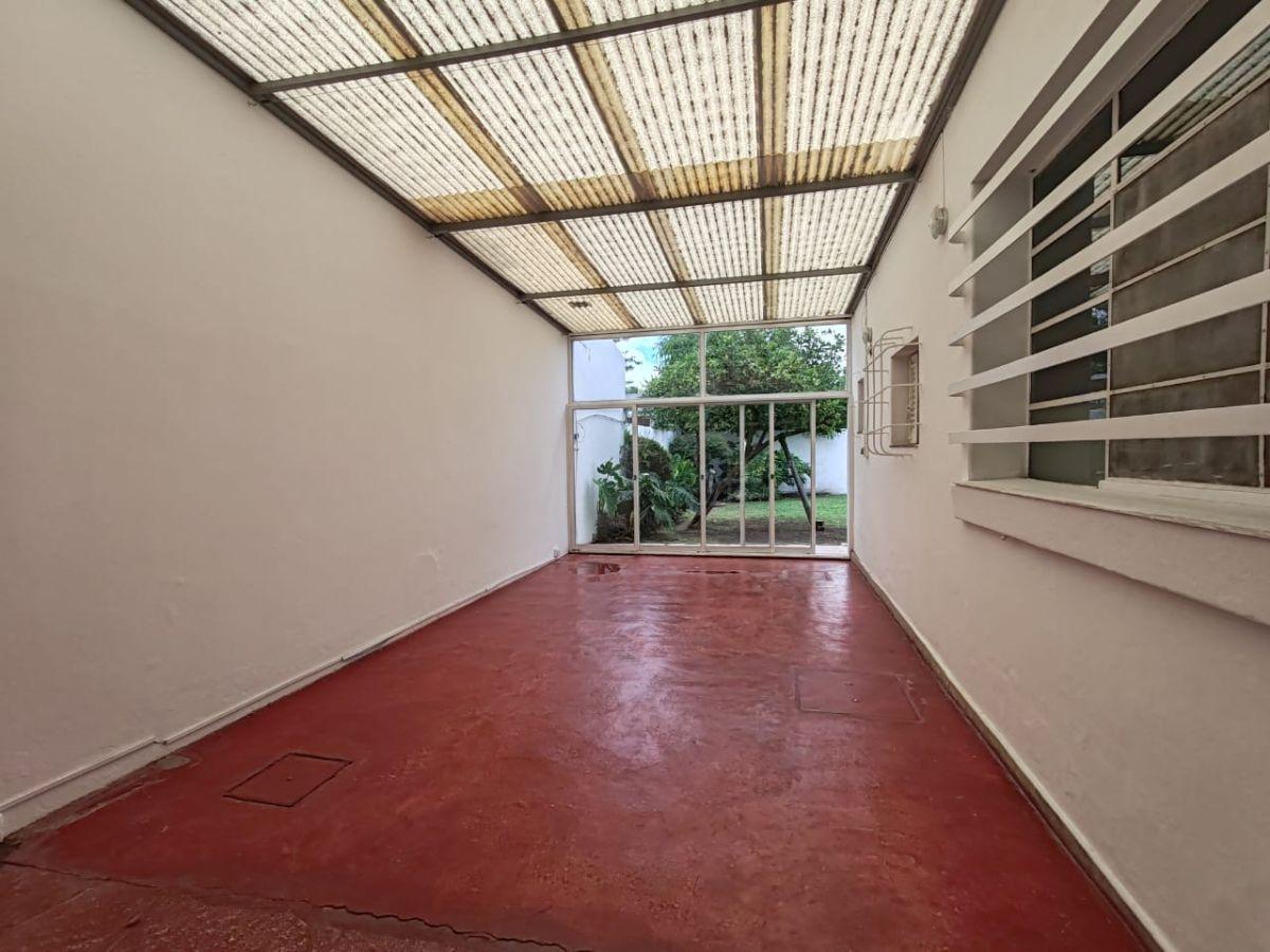 Foto de VENTA CASA 4 DORM + OFICINAS ROGELIO MARTINEZ IDEAL CENTRO SALUD TECNO, imagen 2