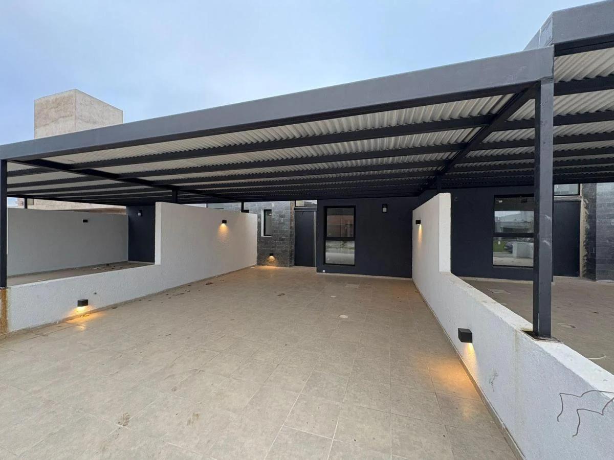 DOCTA - VENTA DÚPLEX 2 DORM