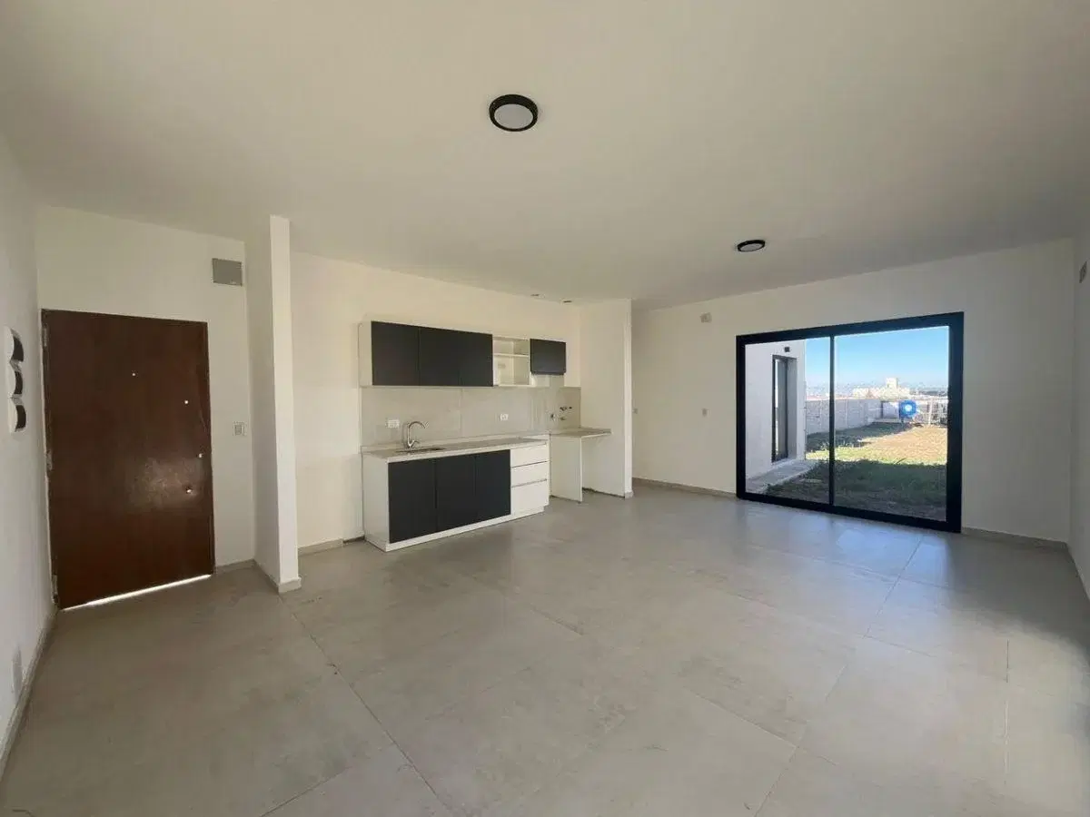 Venta Casa 2 Dorm 158 m² Terr - 75 m² Cub - Docta Avenida 5