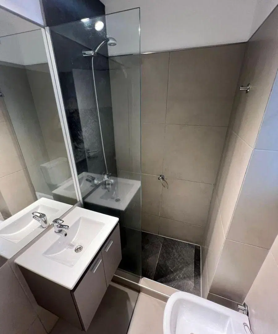 Gran Oportunidad - Departamento 1 Dormitorio - Frente parque Sarmiento. A M plaza España 5