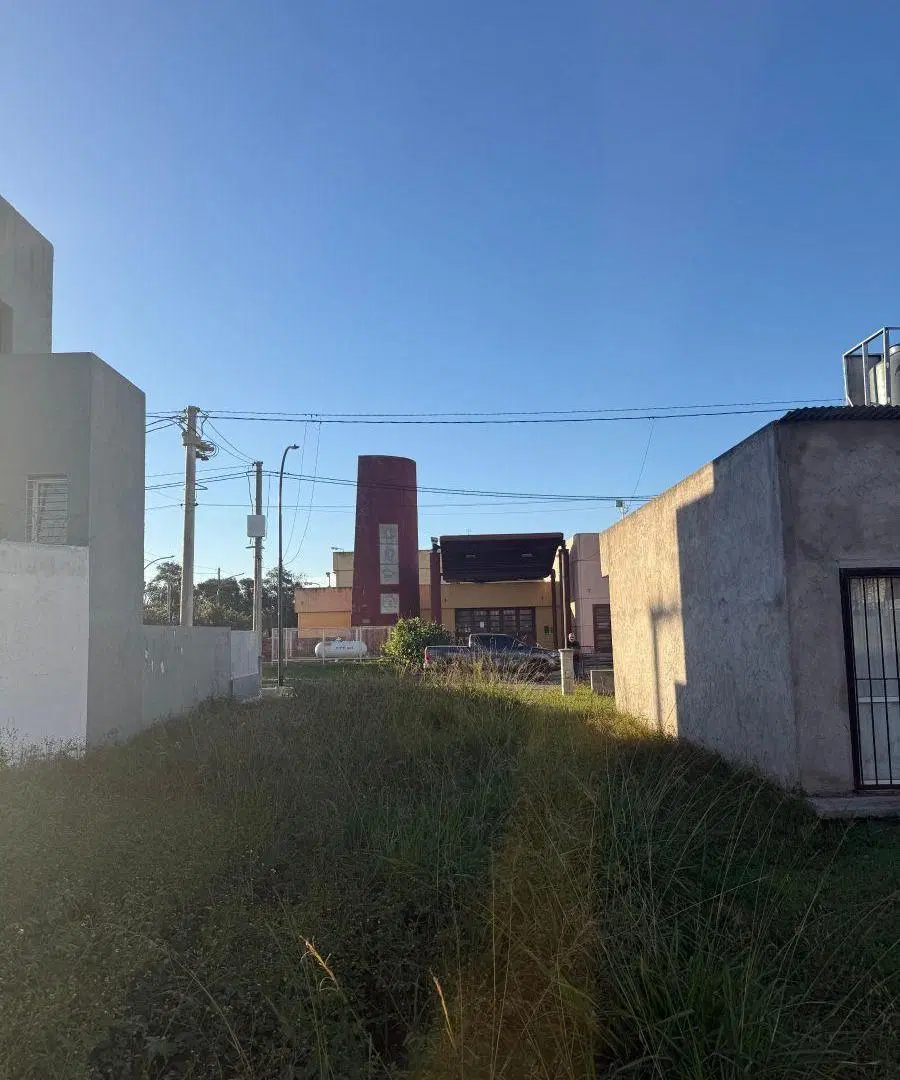 VENTA TERRENO 210 MTS2 - A 100 MTS DE LA PLAZA CENTRAL DE CHACRA DEL NORTE 4