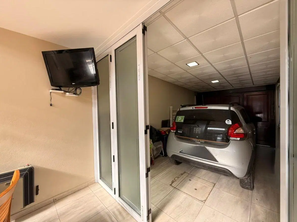 Venta Casa 3 Dorm. 2 Baños - Galería C/asador y Piscina - Barrio Matienzo 2