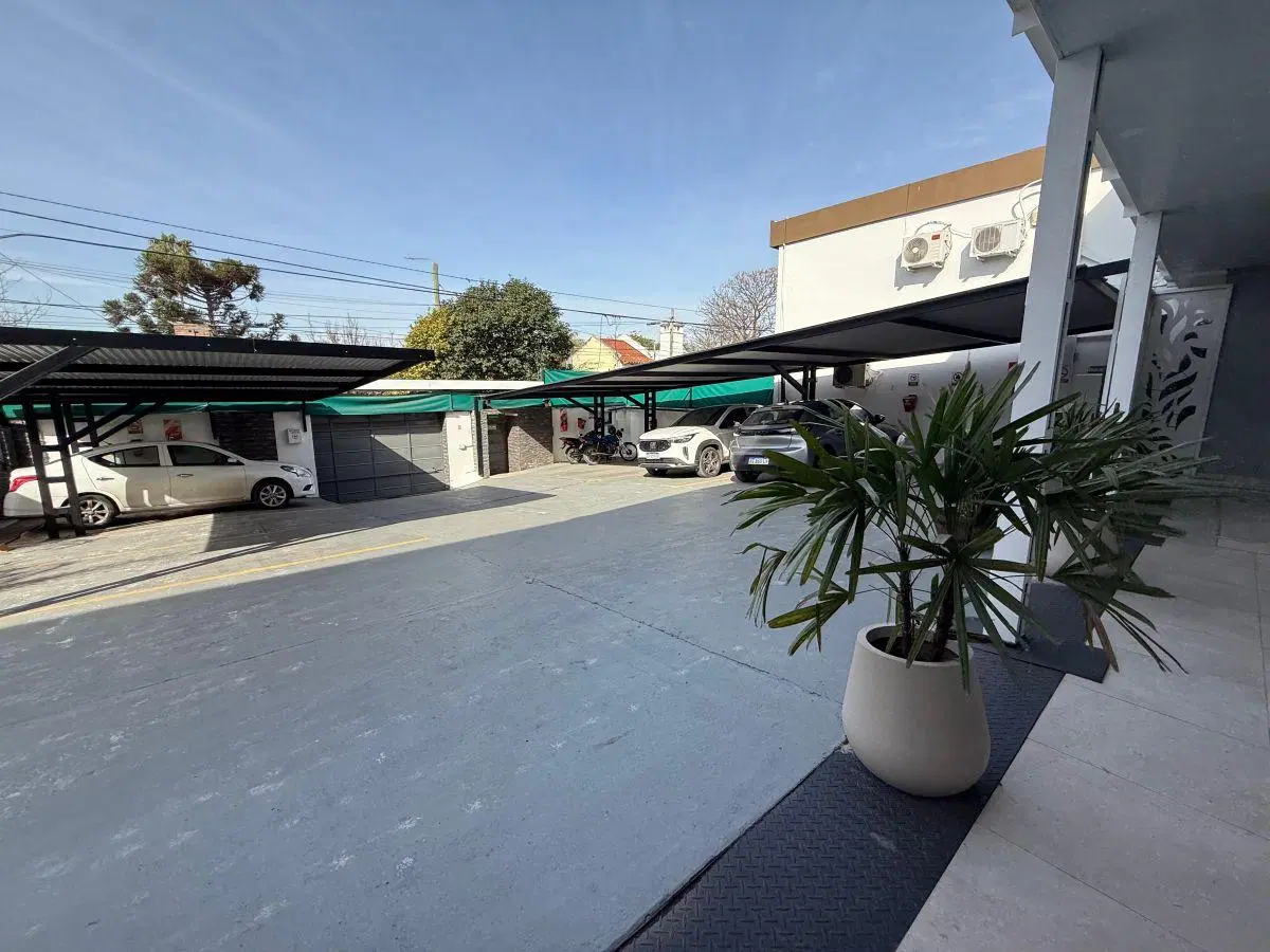 ALQUILER ZONA NORTE DEPTO 2 DORM EN PLANTA BAJA CON COCHERA EN COMPLEJO CERRADO C/ SEGURIDAD 5