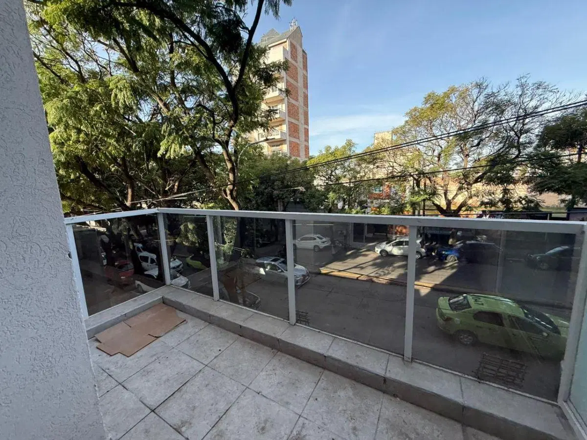 GUEMES VENTA DEPTO 1 DORM 1 BAÑO EDIFICIO CON GRAN TERRAZA QUINCHO Y ASADORES. 3