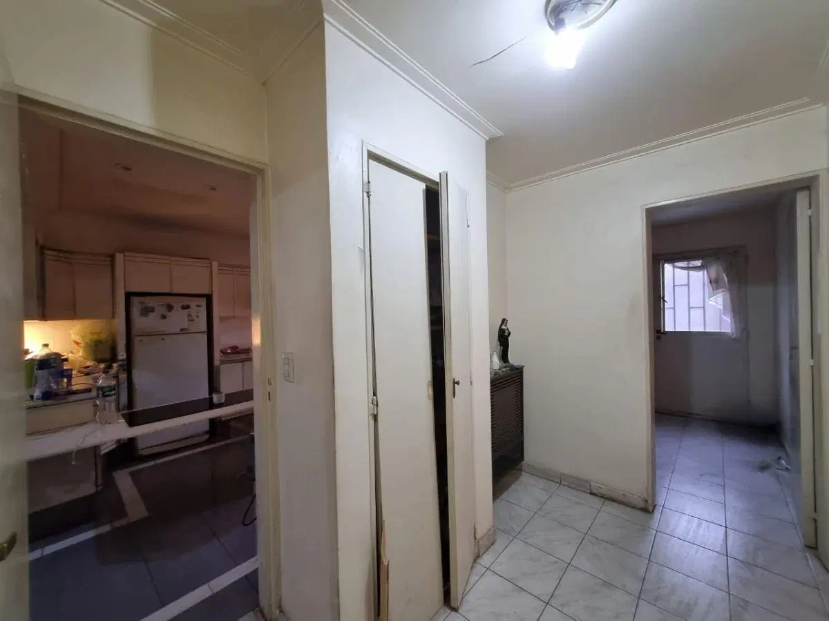 VENTA CASA 2 DORM. - COCHERA P/3 AUTOS - 346 M2 TERR./209 M2 CUB. - A MTS DE CORDOBA SHOPPING 3