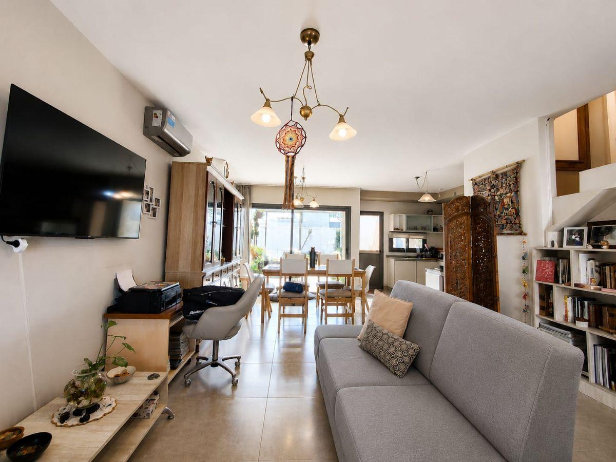 Foto de VENTA DÚPLEX CLAROS VILLAGE - 3 DORM - PILETA - SEGURIDAD 24 HS, imagen 4