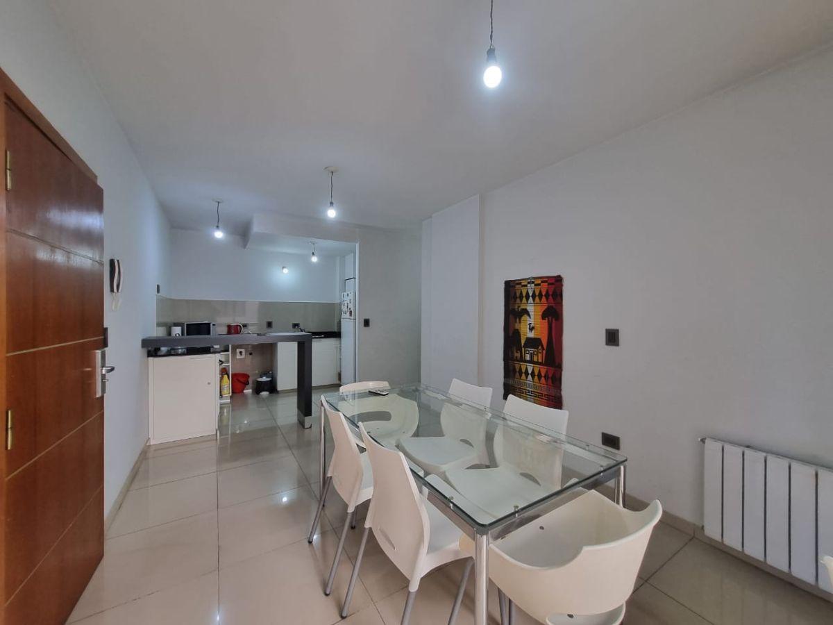 VENTA DEPARTAMENTO 2 DORM. - 2 BAÑOS - BALCÓN - COCHERA - AMOBLADO - A MTS COSTANERA CARLOS PAZ