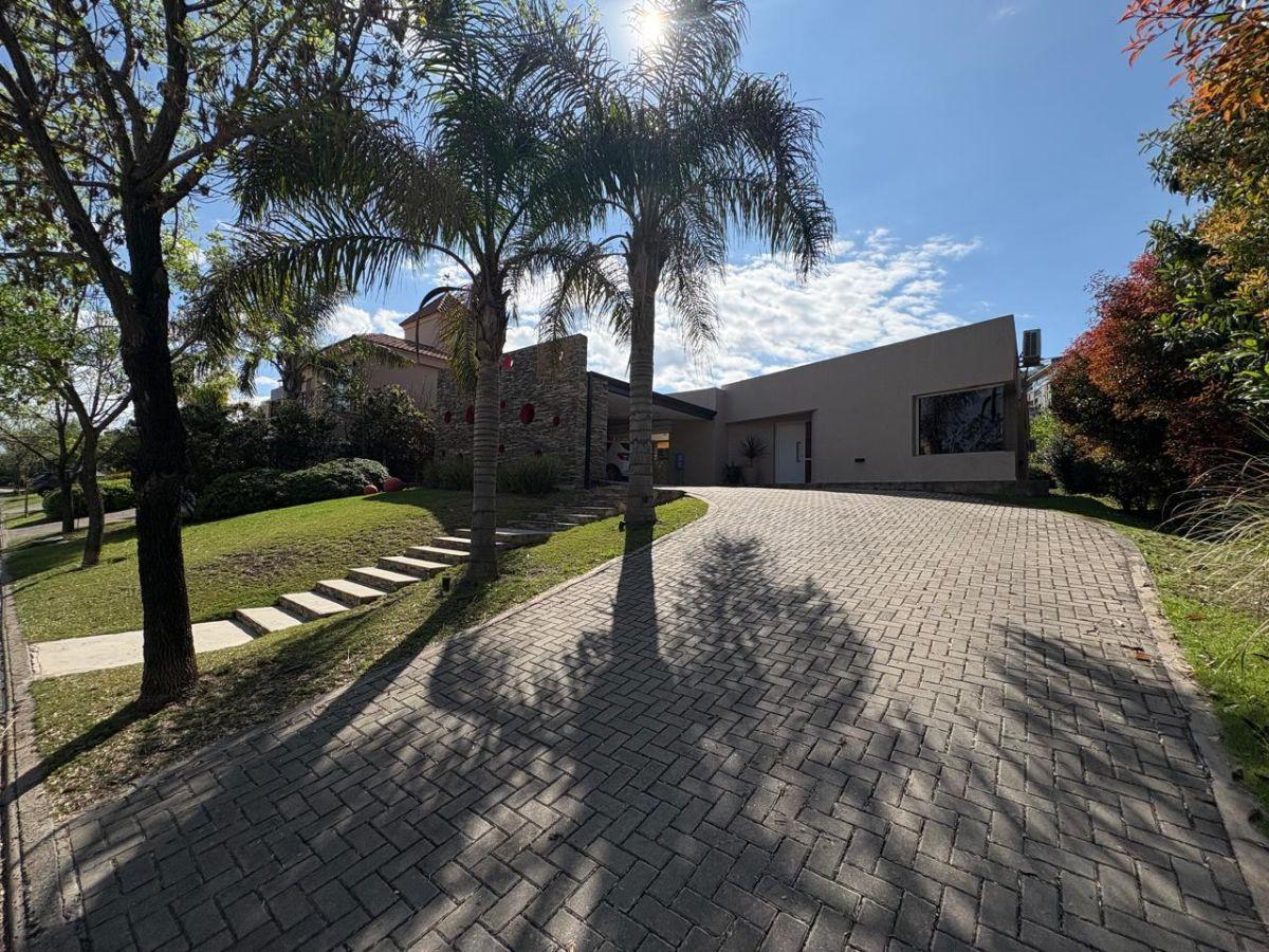 Foto de La Cuesta - Venta Casa 3 Dorm / 3 Baños + Escritorio - Quincho C/, imagen 3