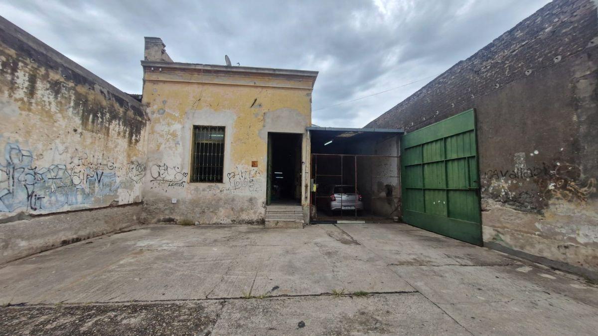 Foto de Gran Oportunidad - Venta Galpón 470 m² - B° Alto de Gral. Paz, imagen 2