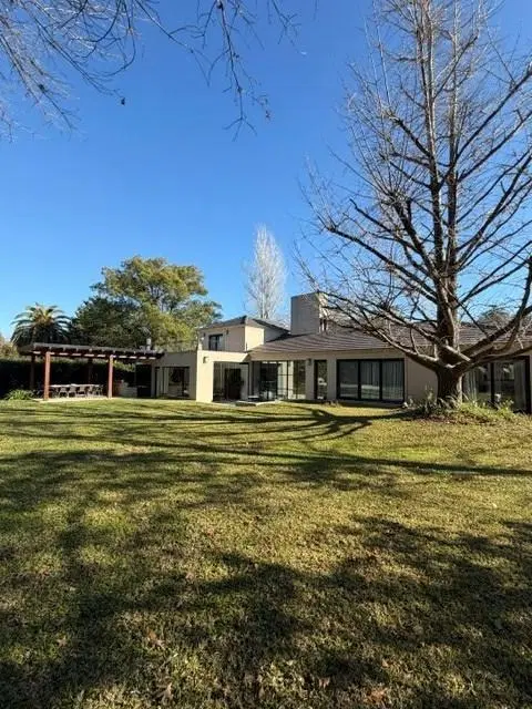 Casa en Venta en Highland Park CC, Pilar, G.B.A. Zona Norte 8