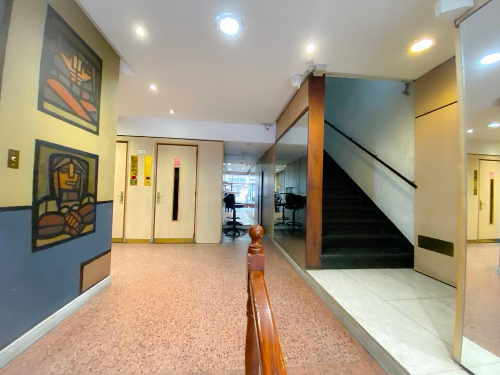 Foto de Departamento 4 AMB en Av Corrientes casi esquina Pueyrredón, imagen 5