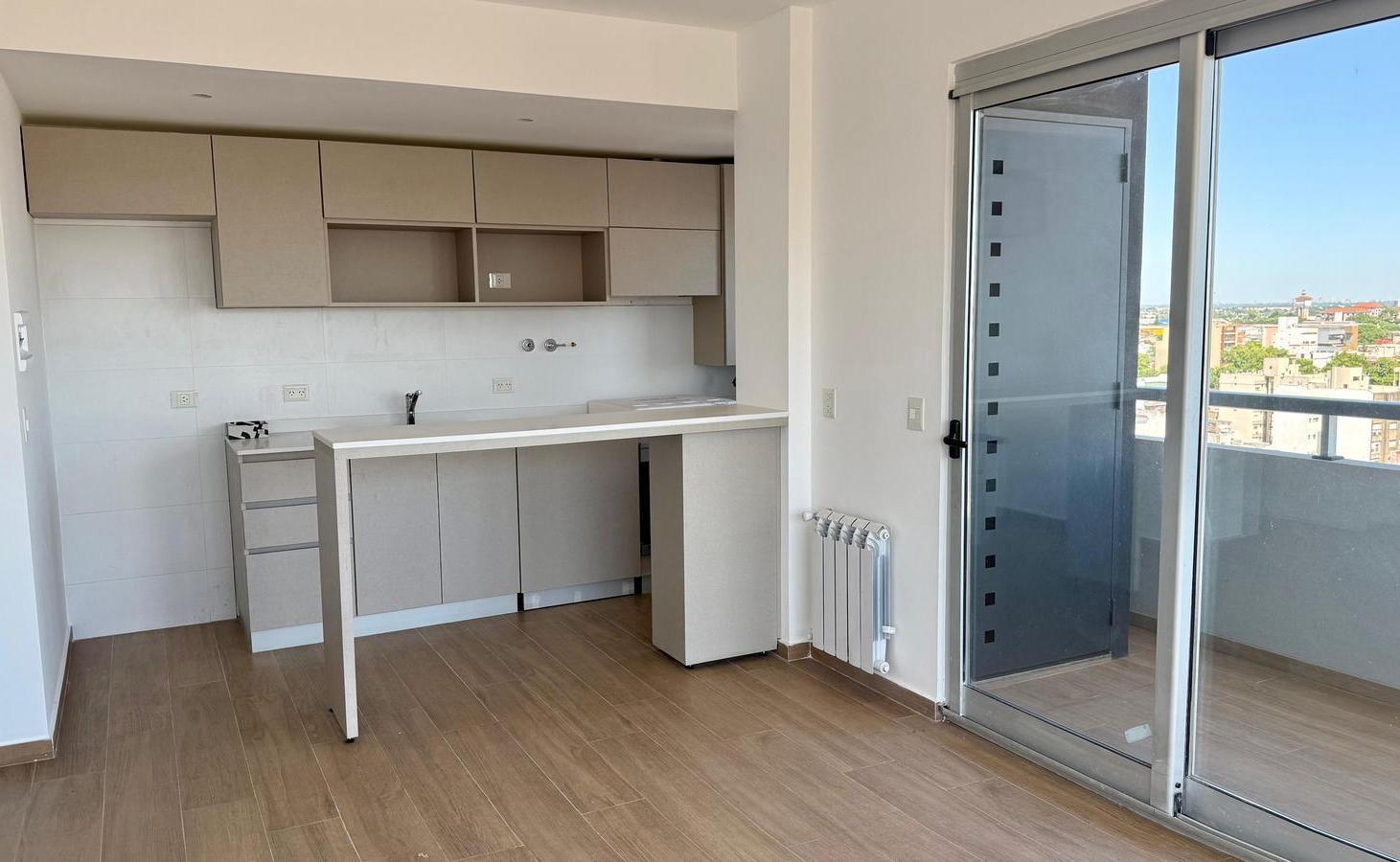 Departamento 2 ambientes con quincho, hidromasaje y parrilla en San Martin centro