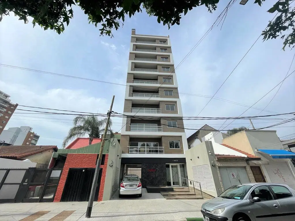 DEPARTAMENTO 2 AMBIENTES - CASEROS 5