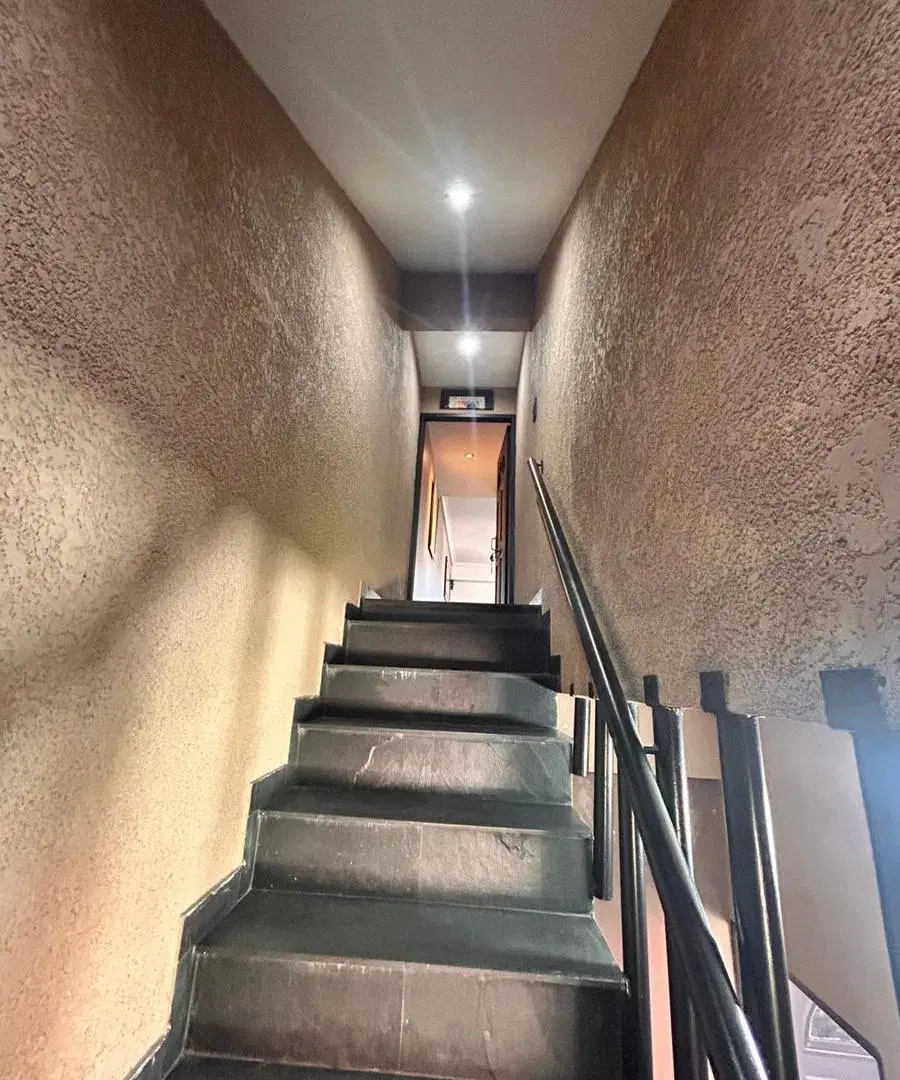 PH 3 AMBIENTES en primer piso por escalera 3