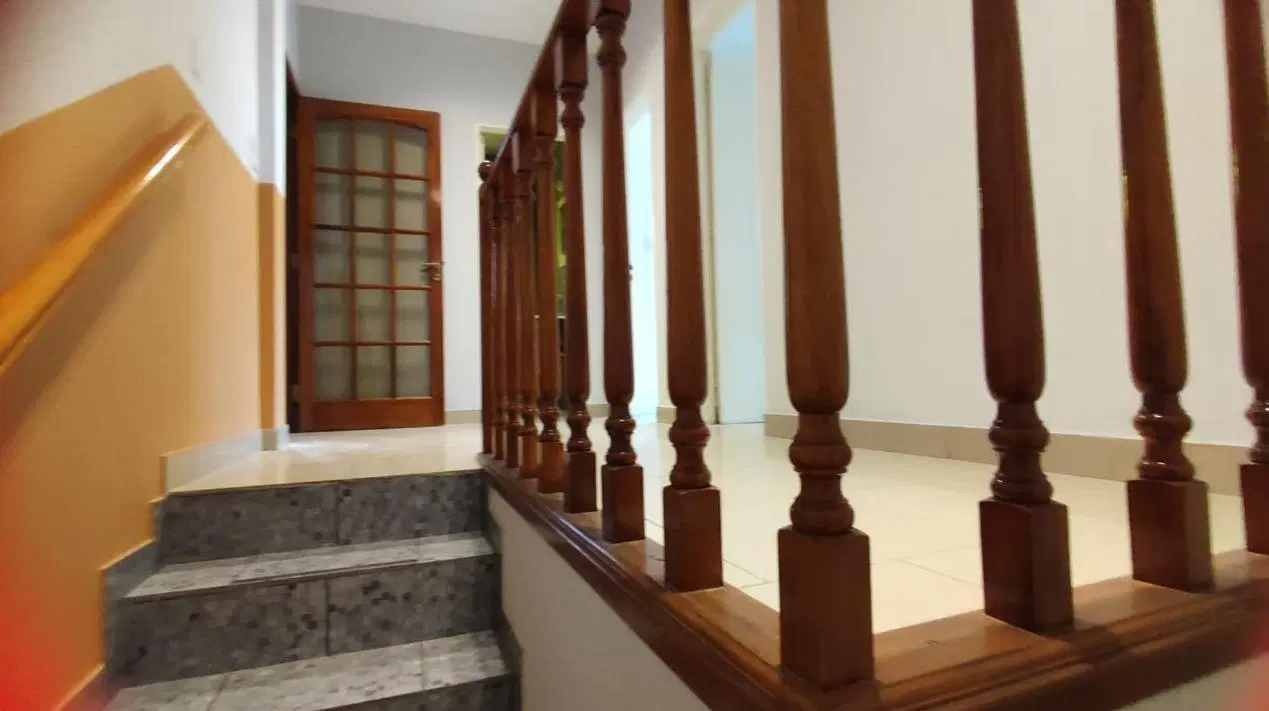 PH primer piso por escalera 5