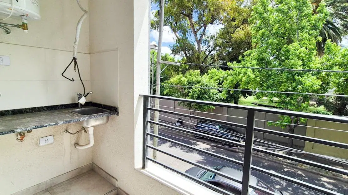 Departamento 2 AMBIENTES en VENTA - Villa Lynch 5