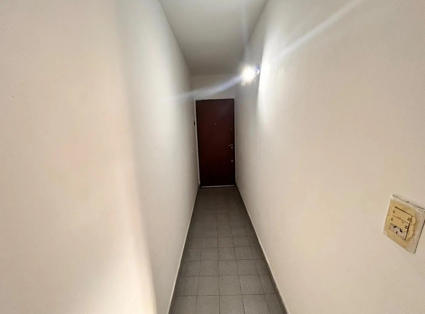 Departamento 2 ambientes primer piso por escalera 4