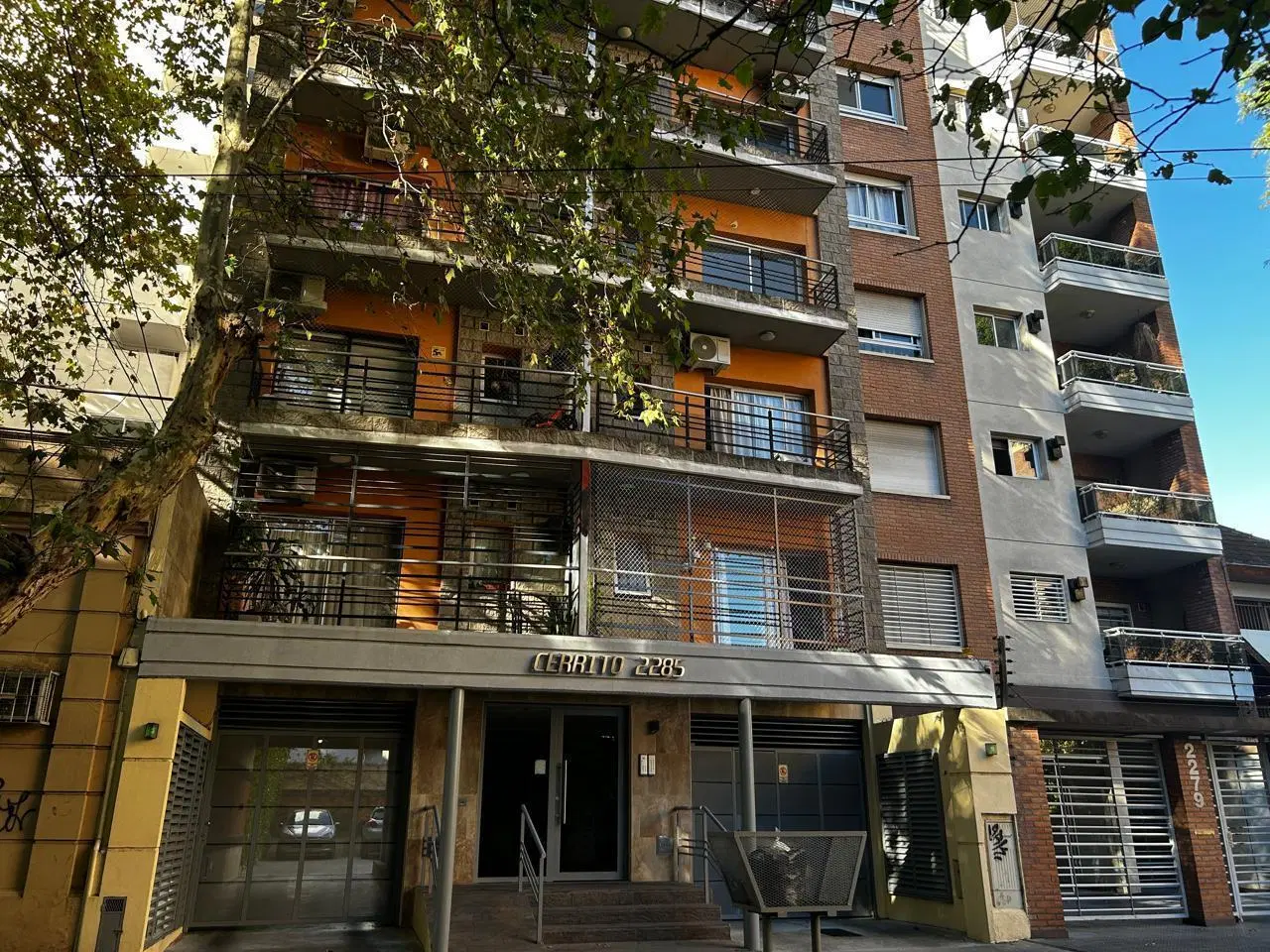 Departamento 2 ambientes con cochera doble en San Martin 2