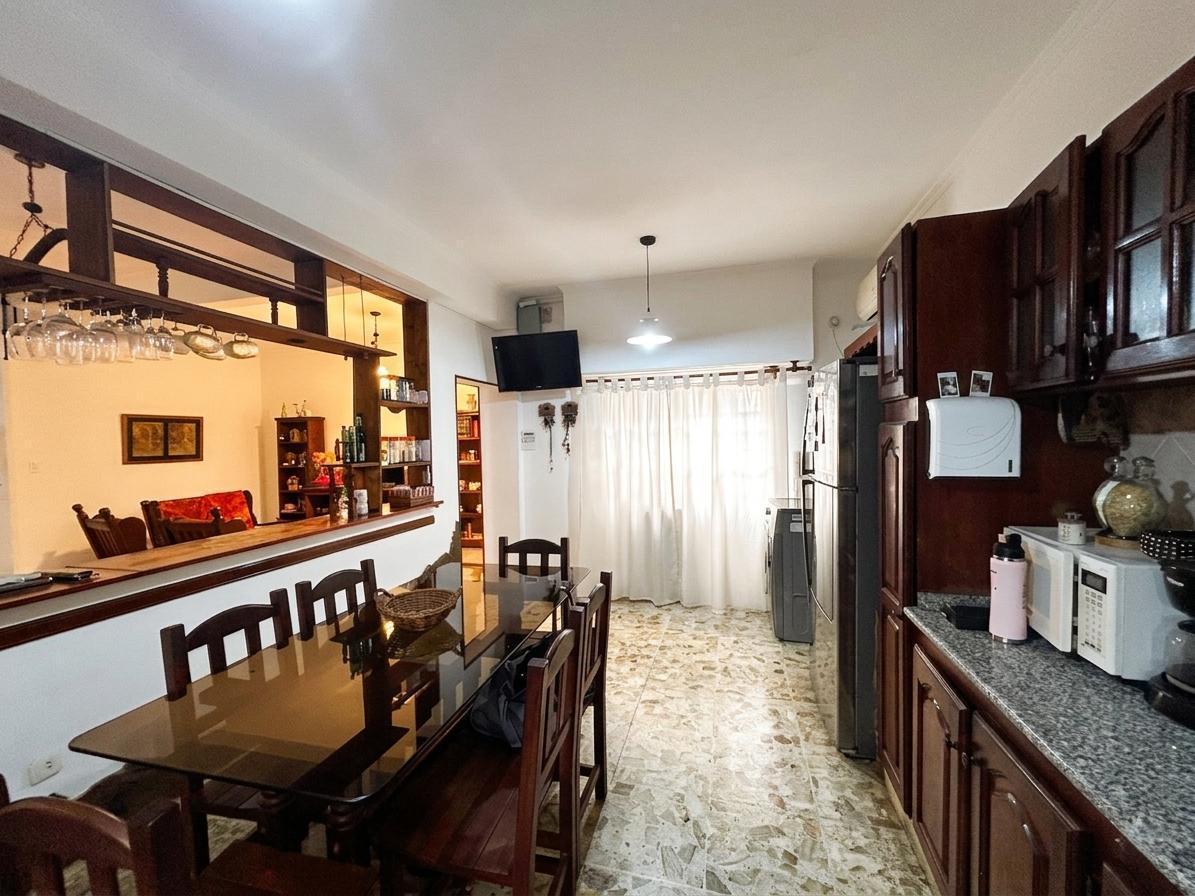 Foto de PH 4 ambientes con patio y terraza, imagen 1