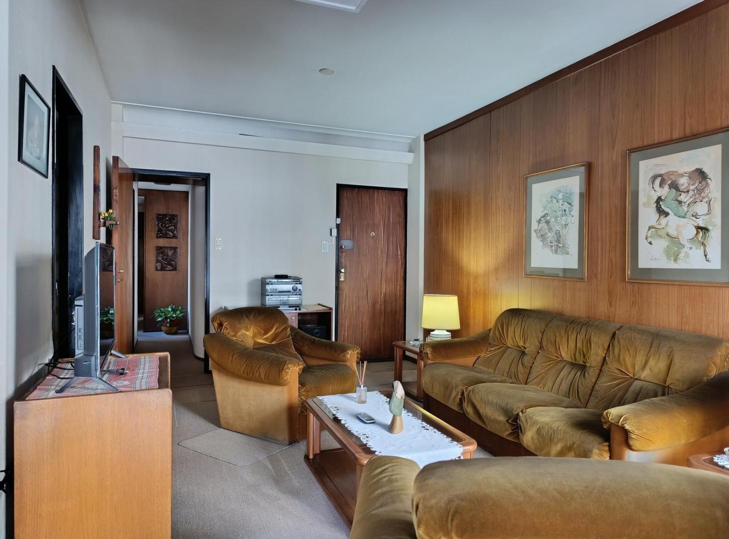Foto de Departamento DE 4 AMBIENTES en VENTA, imagen 2