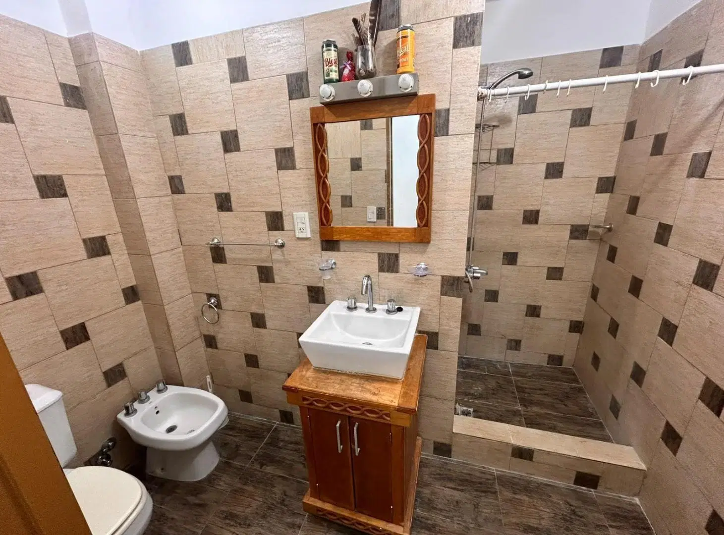 Venta en bloque Casa 3 ambientes con cochera al frente y 4 duplex de 3 ambientes al fondo 8
