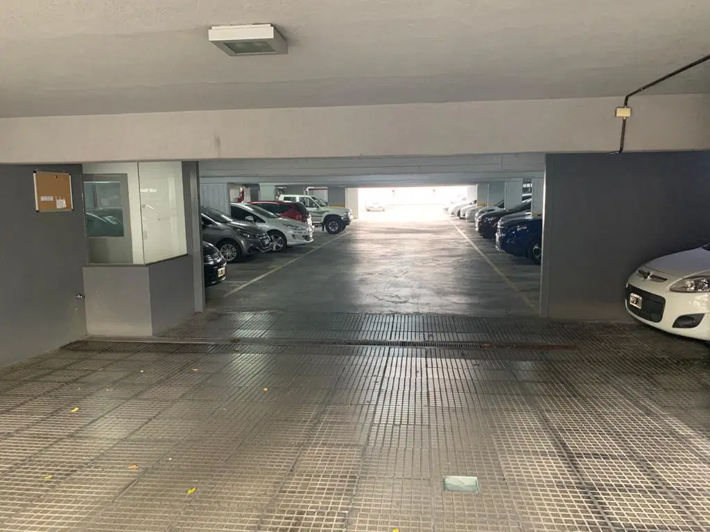 Cochera en VENTA - VILLA URQUIZA 4
