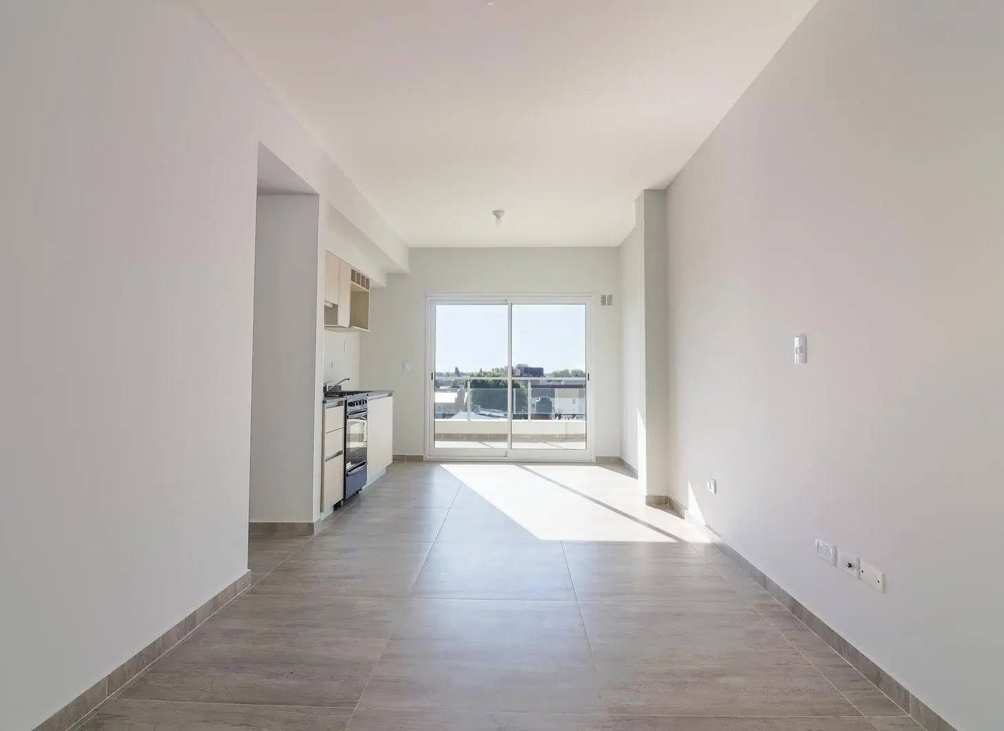 Excelente departamento 3 ambientes a estrenar al frente en Villa Ballester 1