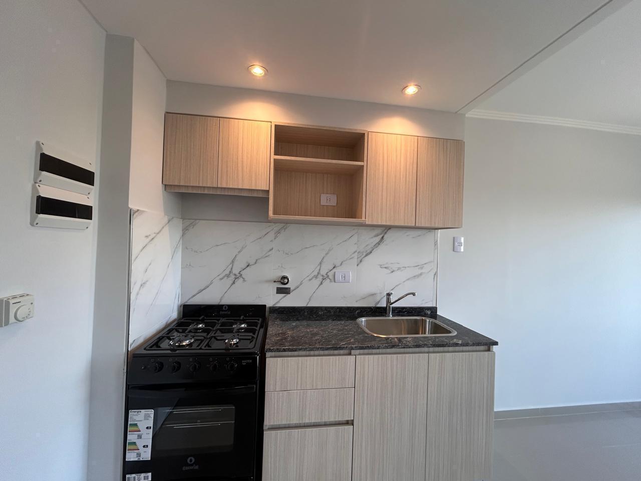 Foto de Alquiler hermoso MONOAMBIENTE CON PILETA Y SOLARIUM, imagen 1