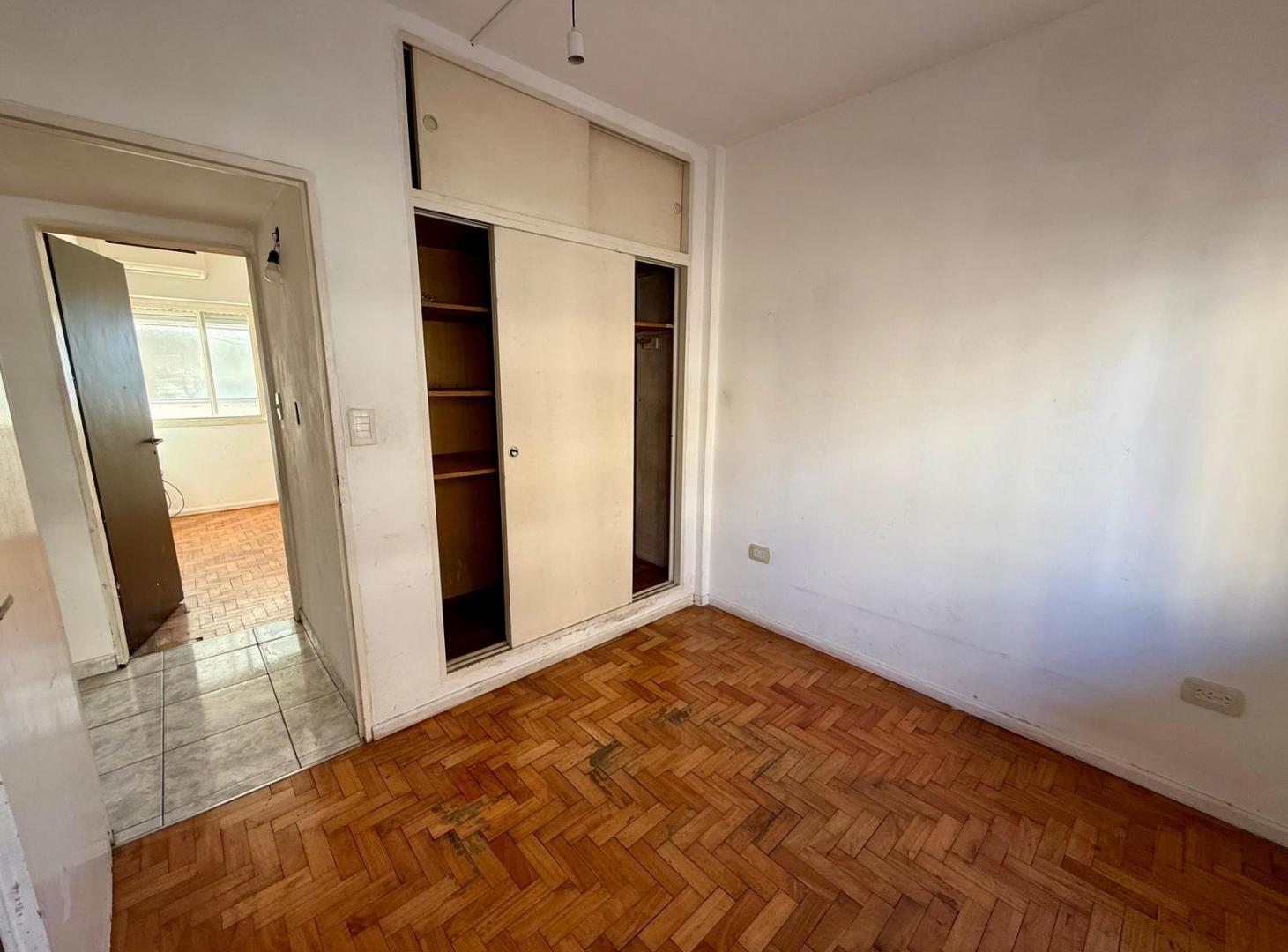Foto de Departamento 4 ambientes con cochera en San Martin Ctro., imagen 3