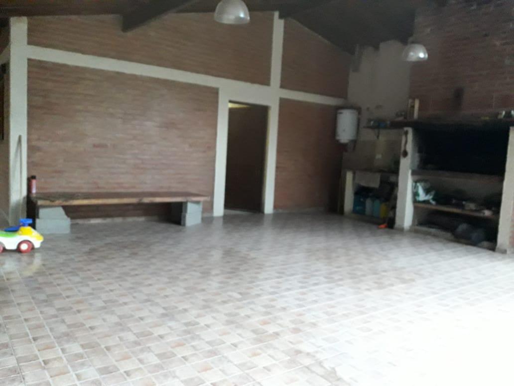 Casa a La Venta en Comuna San Roque / Alquiler 4
