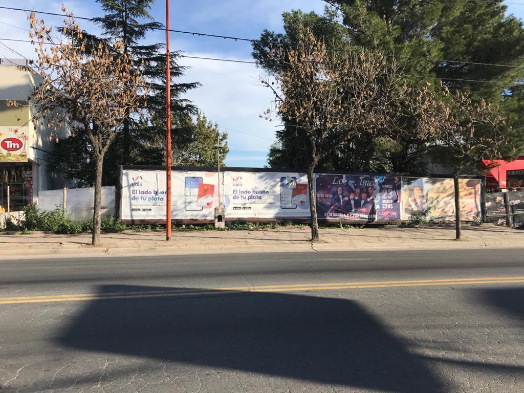 Foto de LOTE A LA VENTA SOBRE AVENIDA CARCANO AL 350 - VILLA CARLOS PAZ, imagen 4