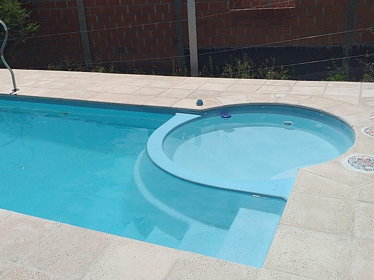 Foto de CASA ESTILO RUSTICO EN VENTA EN LOTEO LOMAS DEL REY – MAYU SUMAJ, imagen 3
