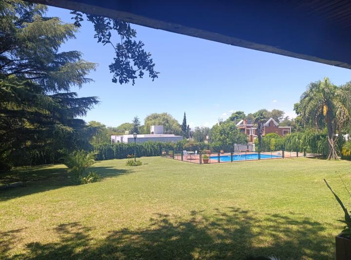 CASA EN VENTA EN VILLA ALLENDE GOLF