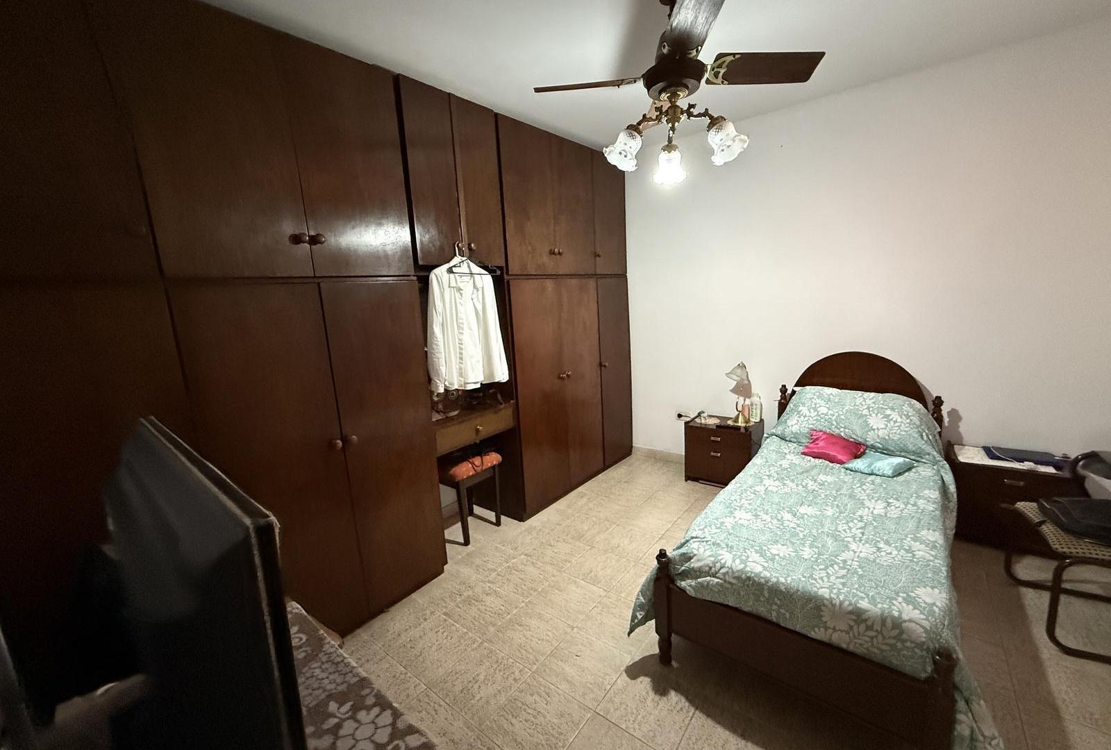 Casa en venta 3 dormitorios con jardín - La florida