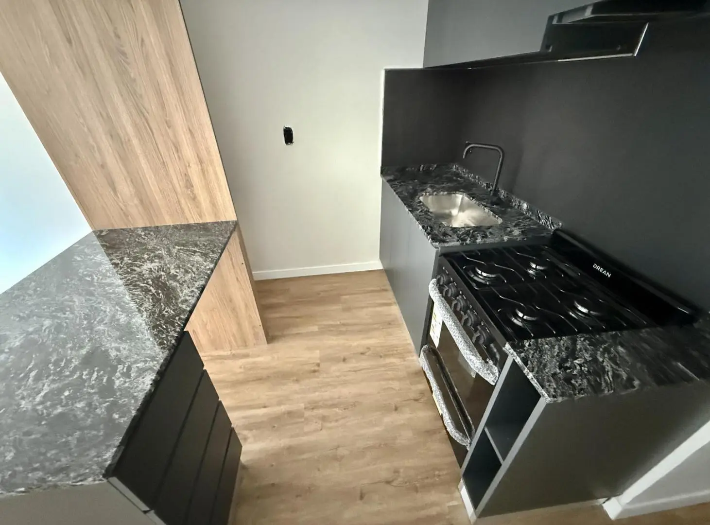 Departamento en venta 1 dormitorio - Pichincha 3