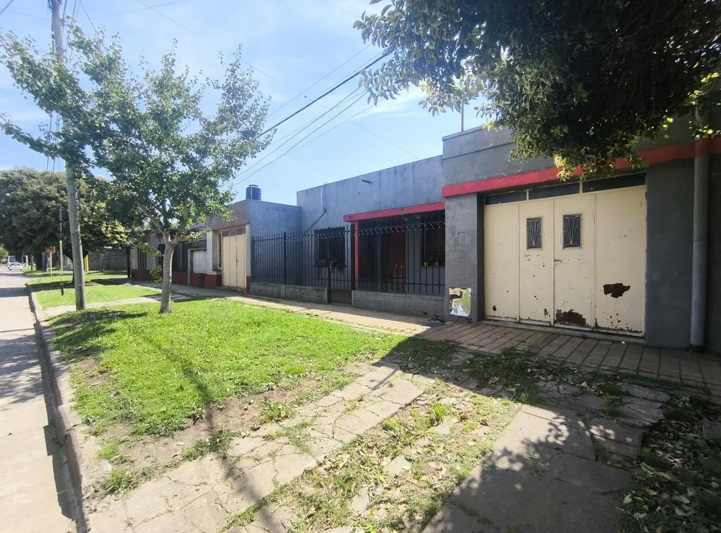 Casa 2 dormitorios en venta - San Lorenzo 4