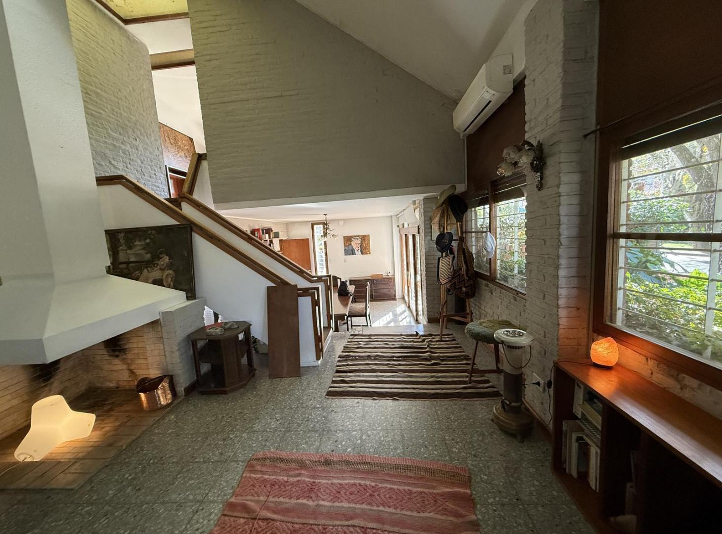 Foto de Casa en venta 3 dormitorios, jardín - Alberdi, imagen 2