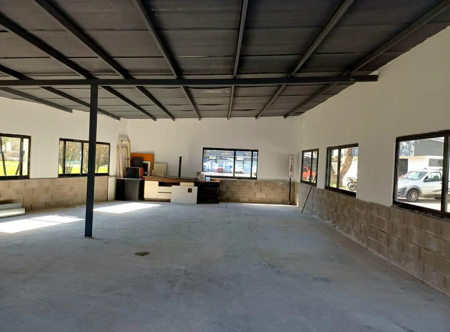 Local comercial en alquiler - Centro Funes 5