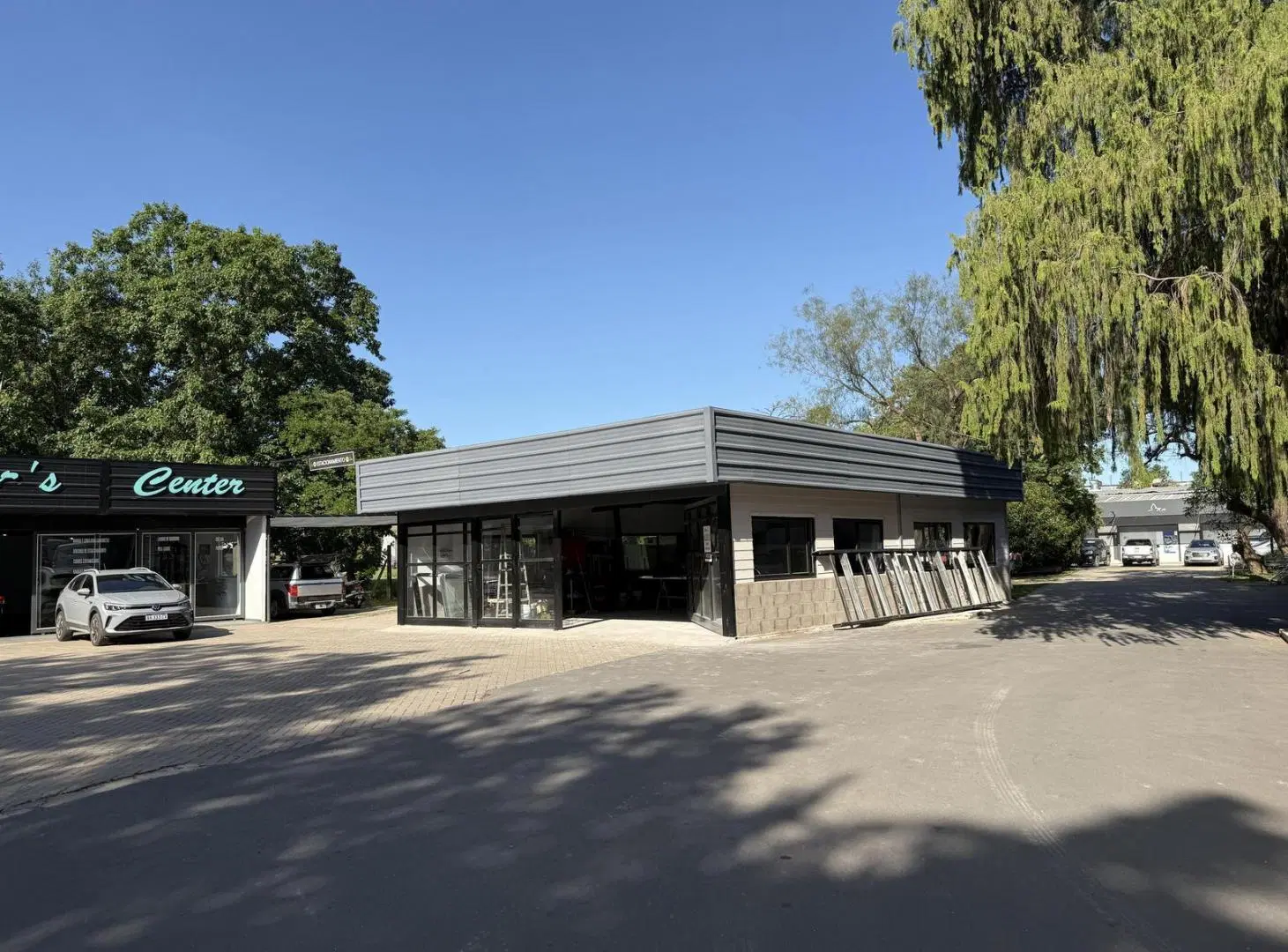 Local comercial en alquiler - Centro Funes 8