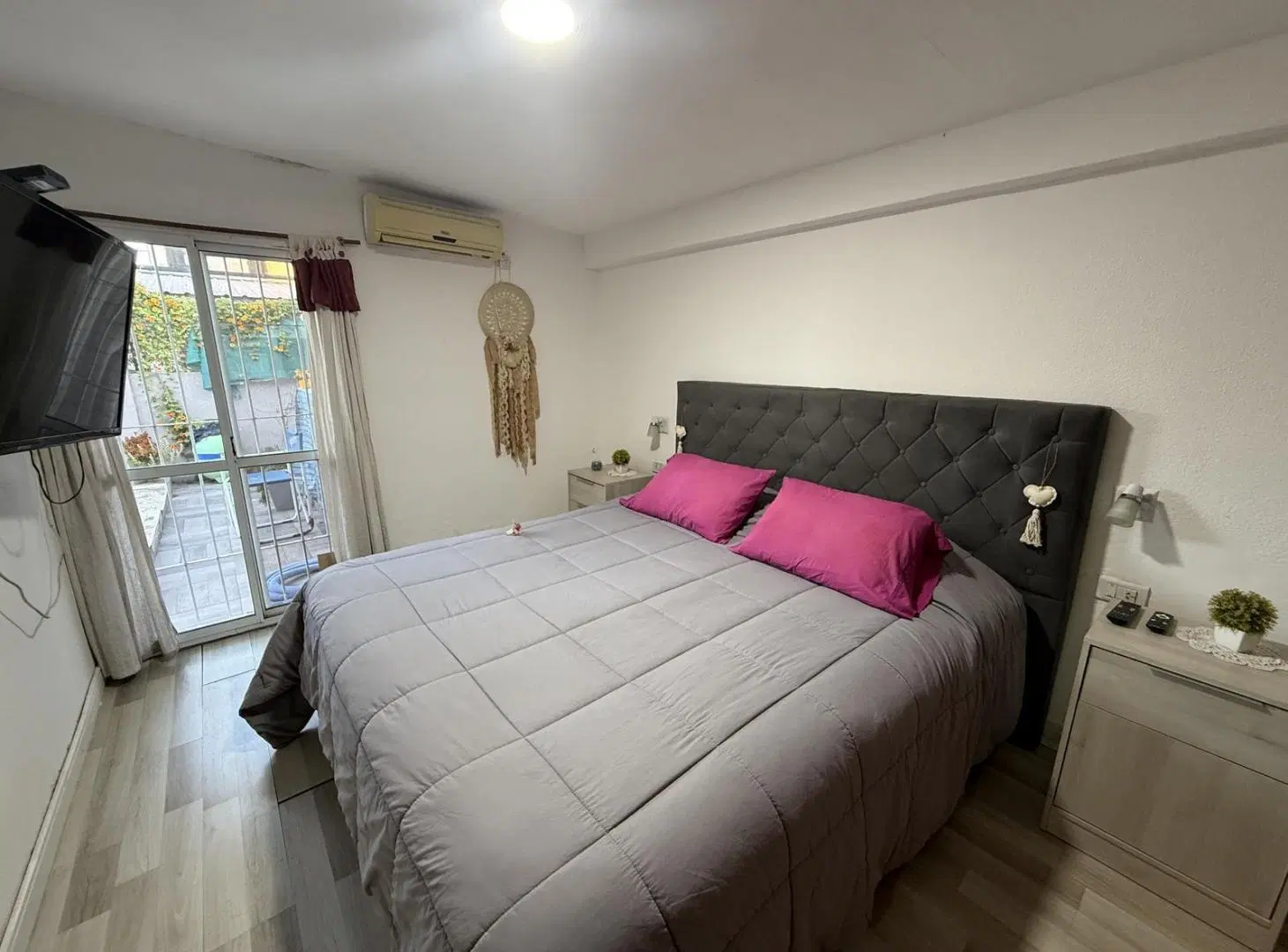 Casa reciclada 3 dormitorios con pileta VENTA - Parque Field 4