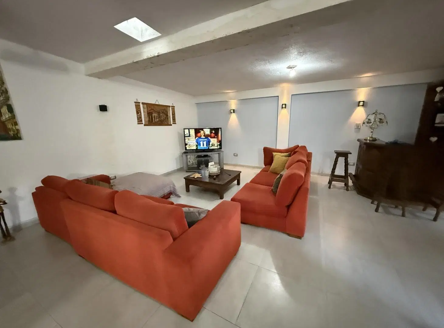 Casa reciclada 3 dormitorios con pileta VENTA - Parque Field 3