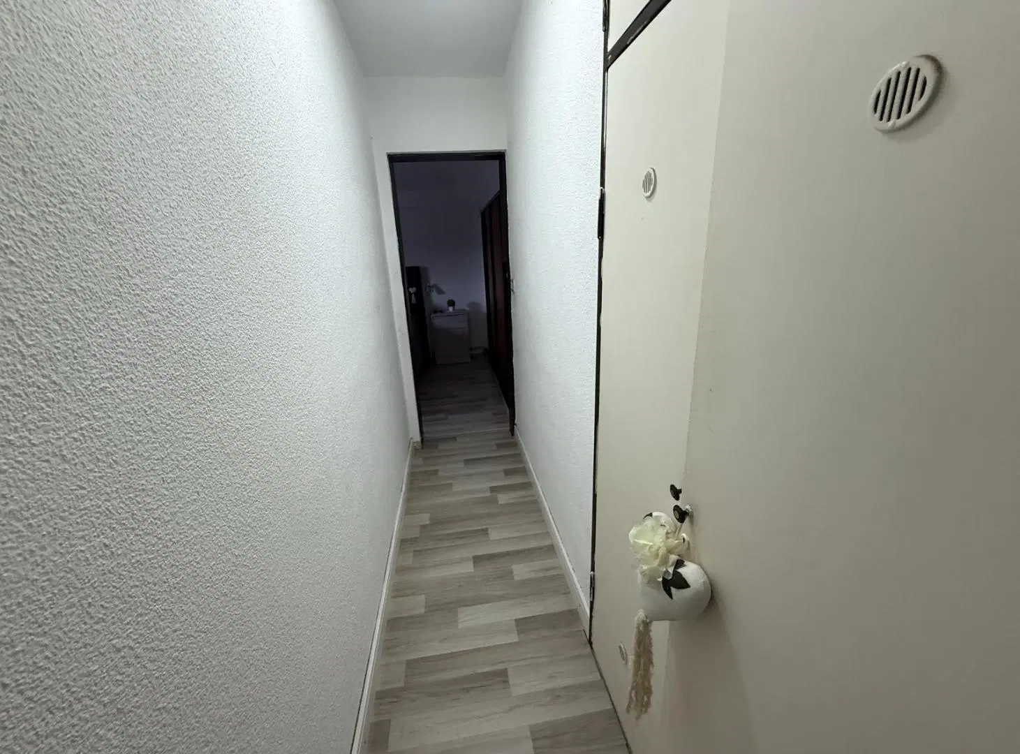 Casa reciclada 3 dormitorios con pileta VENTA - Parque Field 8