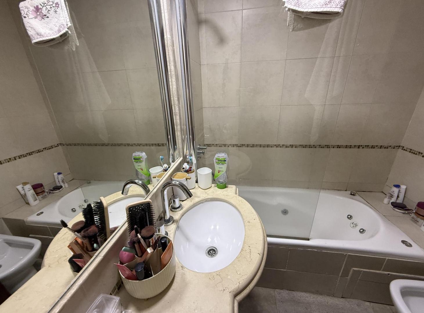 Departamento 1 dormitorio con balcón terraza VENTA - Centro zona río