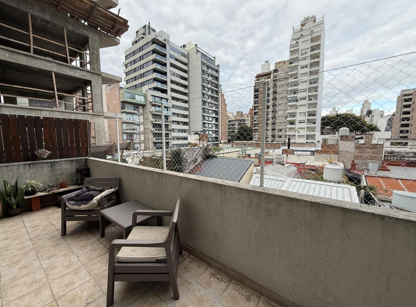 Departamento 1 dormitorio con balcón terraza VENTA - Centro zona río