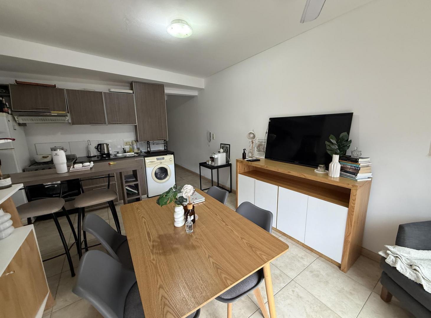 Departamento 1 dormitorio con balcón terraza VENTA - Centro zona río